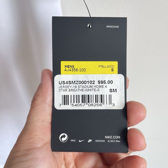 Nike USA Soccer Jersey 2019 White Men's Size Small Stadium Home 4 Stars NWT - Picture 11 of 16